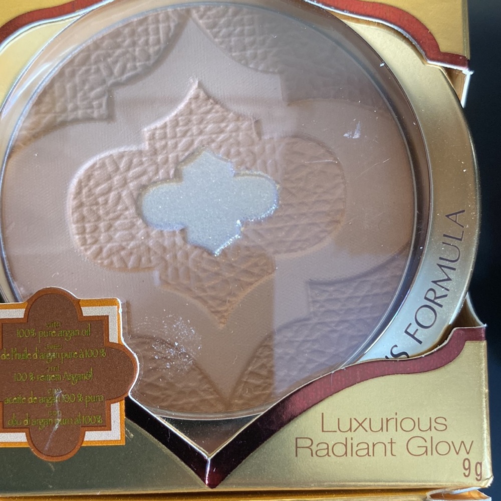 PHYSICIANS FORMULA Argan Wear Ultra-Nourishing Argain Oil Powder – Beige - Picture 2 of 4